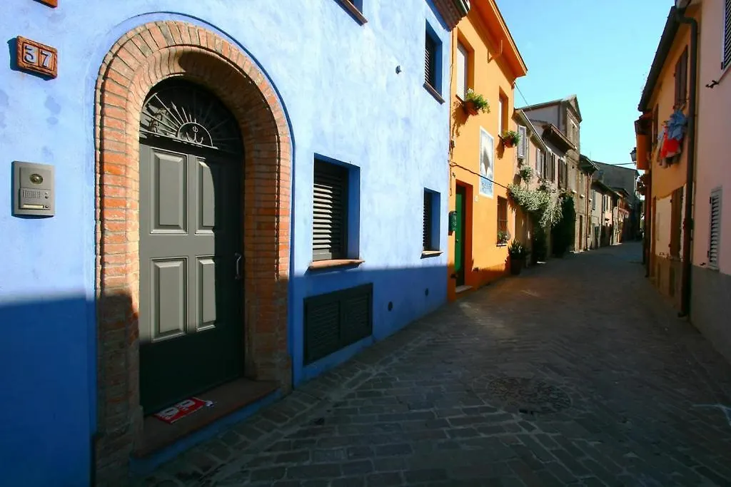 Apartment Casa Fellini Nel Borgo Di San Giuliano