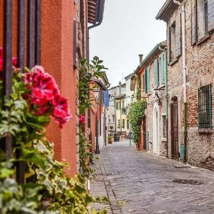 Casa Fellini Nel Borgo Di San Giuliano 0*, Rimini Italy